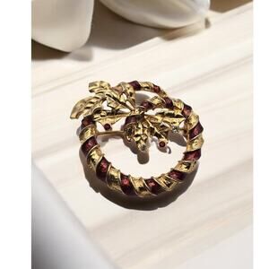 Red Gold Wreath Brooch Pin Textured Leaf Statement Jewelry Ornate Classic Style